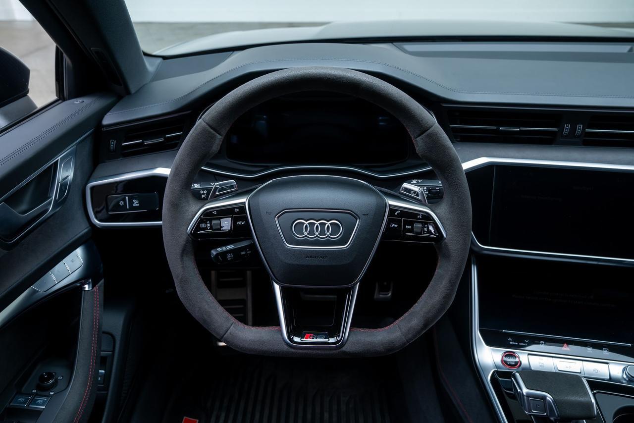 2024 Audi RS 6 Avant performance 4.0T Executive Package / Black Optic / Bang &amp; Olufsen S Portland OR