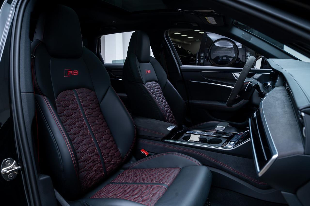 2024 Audi RS 6 Avant performance 4.0T Executive Package / Black Optic / Bang &amp; Olufsen S Portland OR