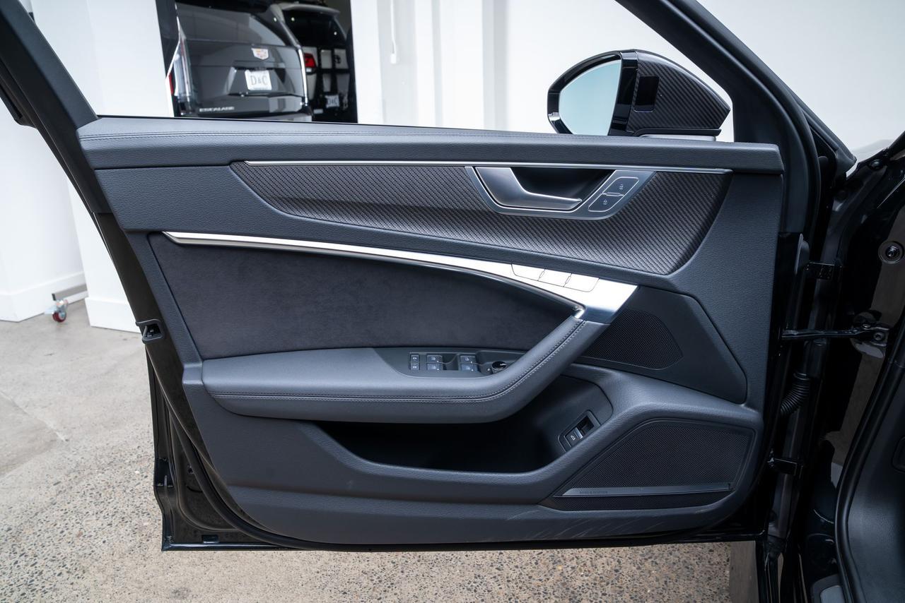 2024 Audi RS 6 Avant performance 4.0T Executive Package Black Optic Package Bang &amp; Olufs Portland OR