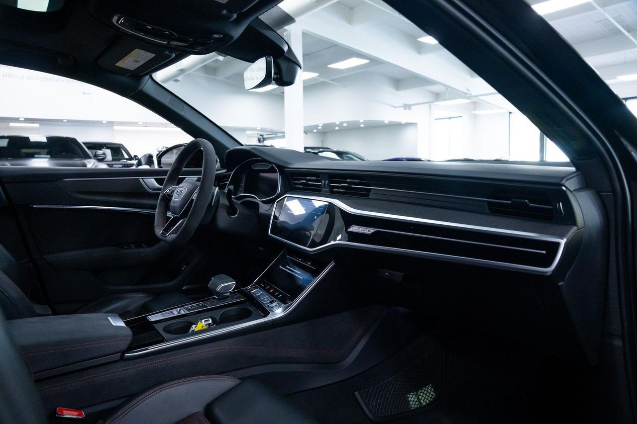 2024 Audi RS 6 Avant performance 4.0T Portland OR