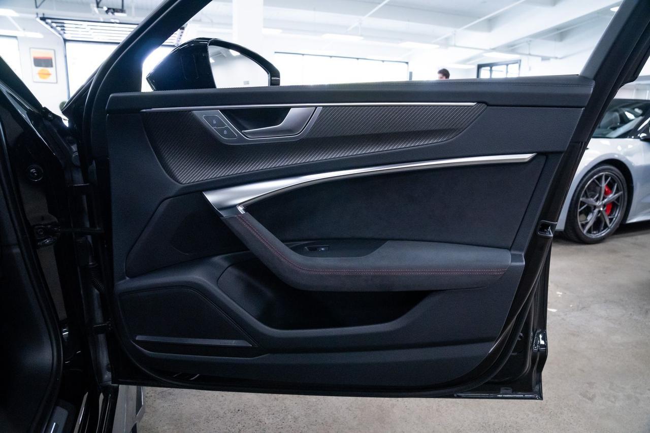2024 Audi RS 6 Avant performance 4.0T Portland OR
