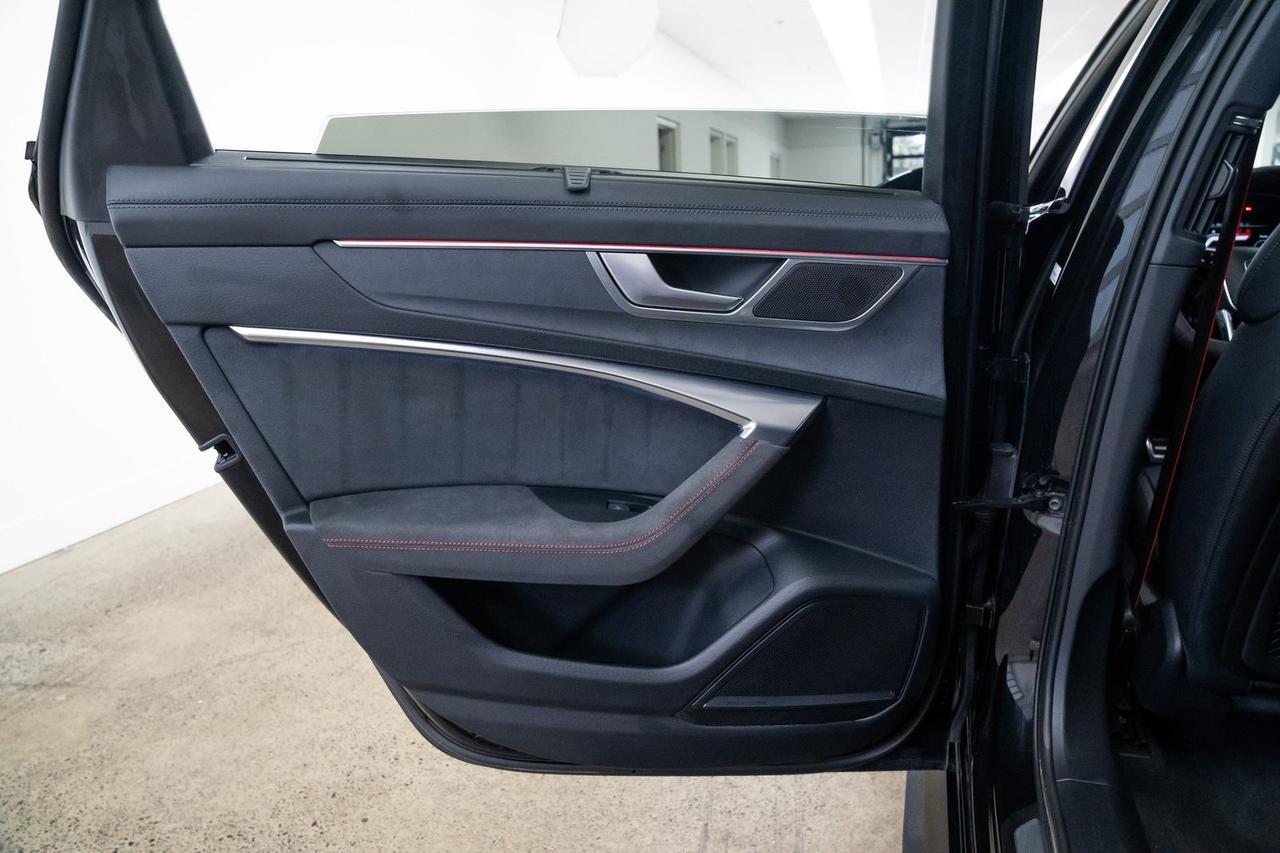 2024 Audi RS 6 Avant performance 4.0T RS Design Package Matte Carbon Package Portland OR