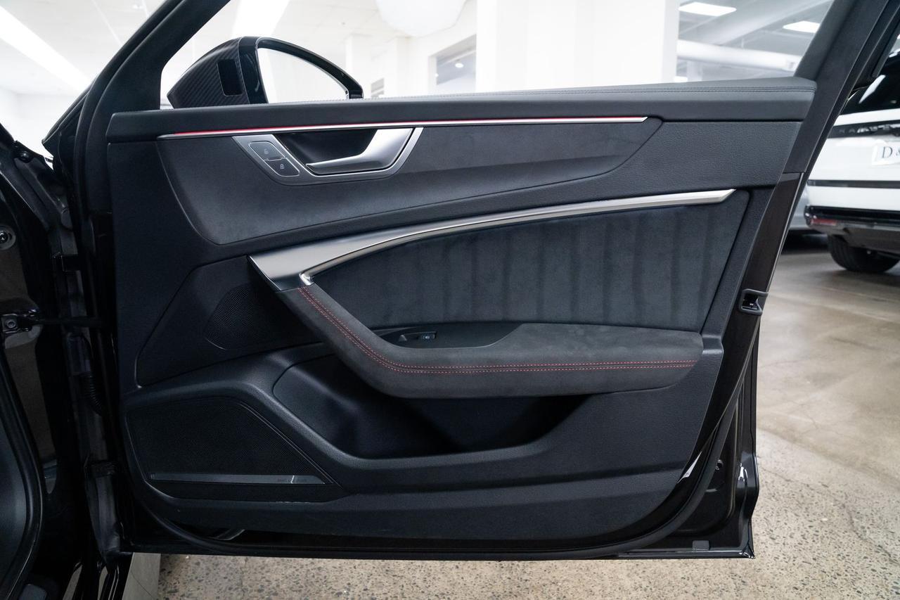 2024 Audi RS 6 Avant performance 4.0T RS Design Package Matte Carbon Package Portland OR