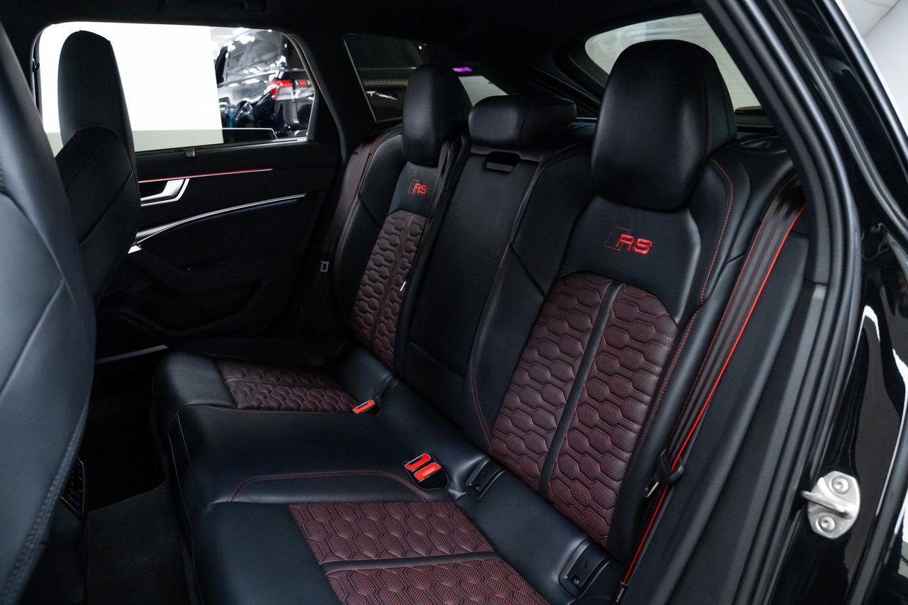 2024 Audi RS 6 Avant performance 4.0T RS Design Package Matte Carbon Package Portland OR