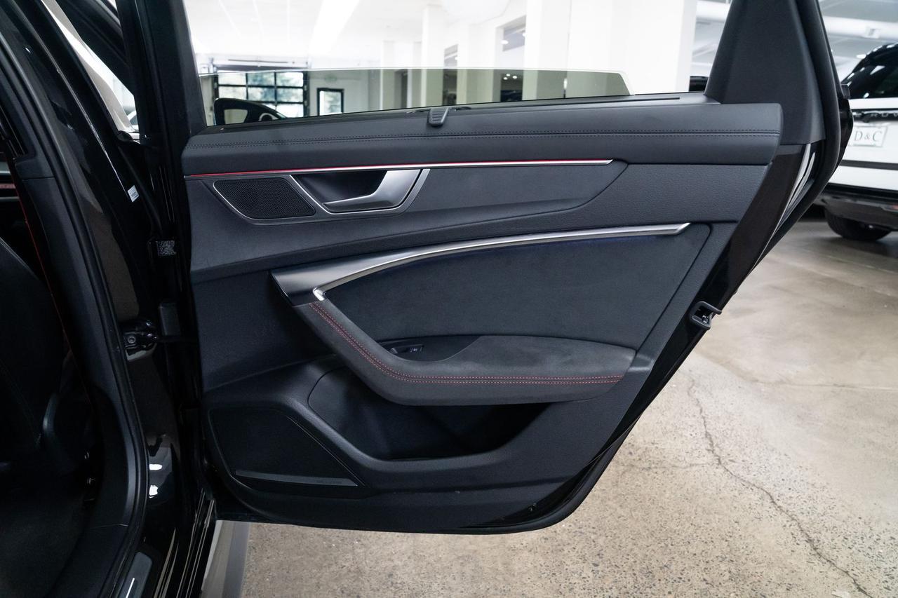 2024 Audi RS 6 Avant performance 4.0T RS Design Package Matte Carbon Package Portland OR