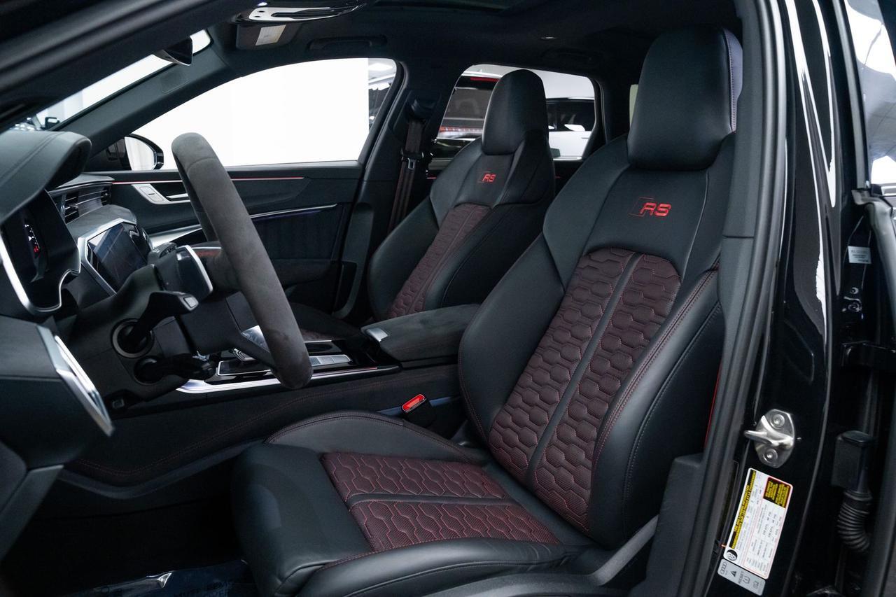 2024 Audi RS 6 Avant performance 4.0T RS Design Package Matte Carbon Package Portland OR