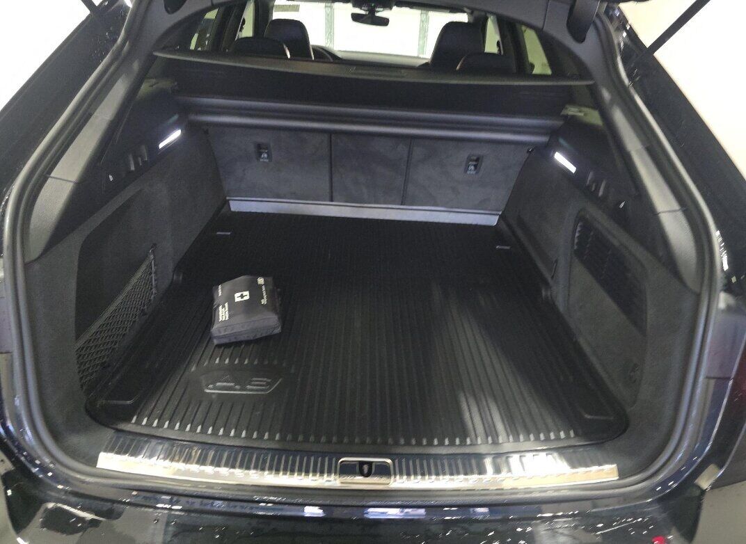 2024 Audi RS 6 Avant performance 4.0T quattro RS Design Package Matte Carbon Package Portland OR