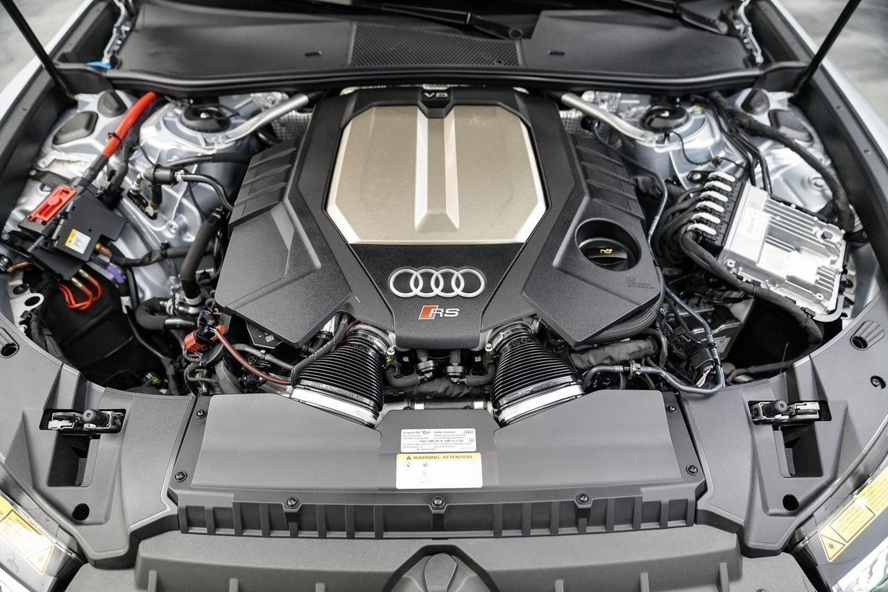2024 Audi RS 6 Avant performance Newport Beach CA