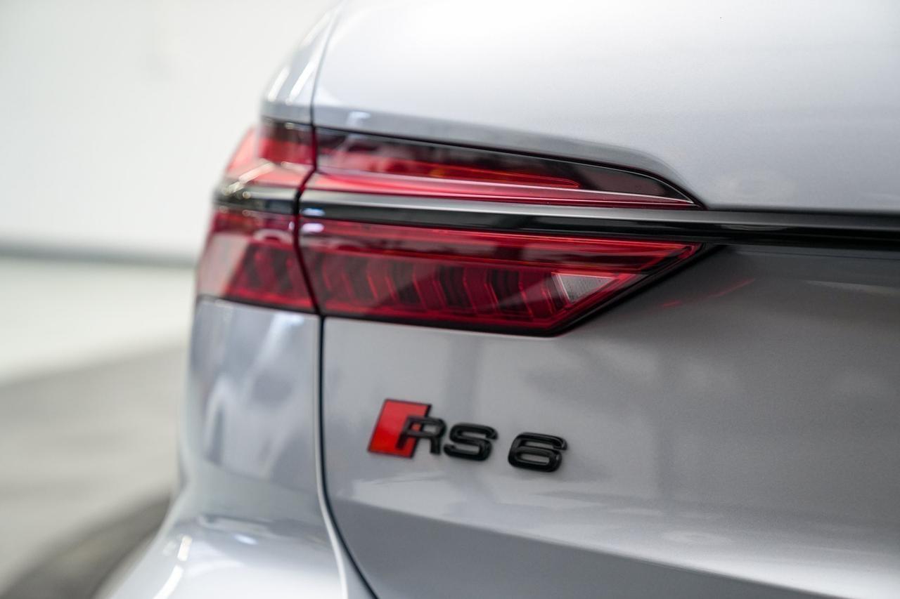 2024 Audi RS 6 Avant performance Newport Beach CA