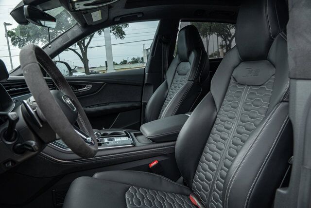 2024 Audi RS Q8  Selma TX