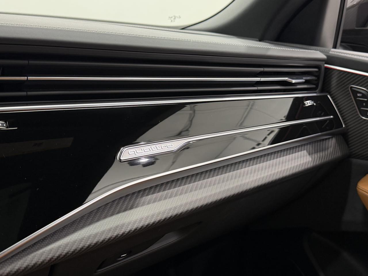 2024 Audi RS Q8 4.0T Newark DE