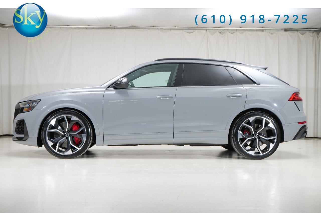 2024 Audi RS Q8 Quattro AWD Black Optic + Carbon + Executive Pkgs