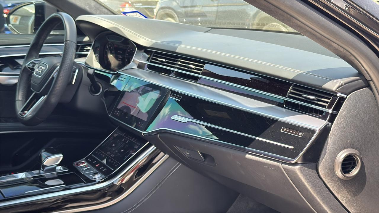 2024 Audi S8  Selma TX
