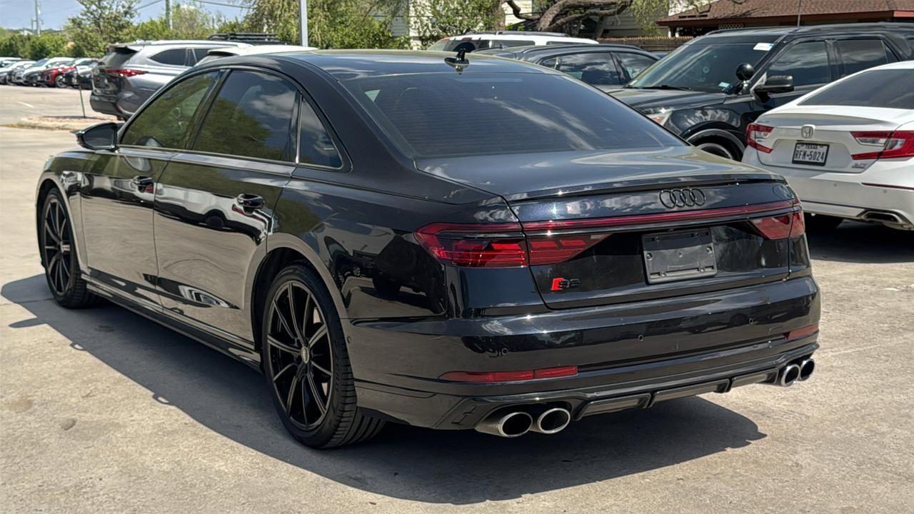 2024 Audi S8  Selma TX
