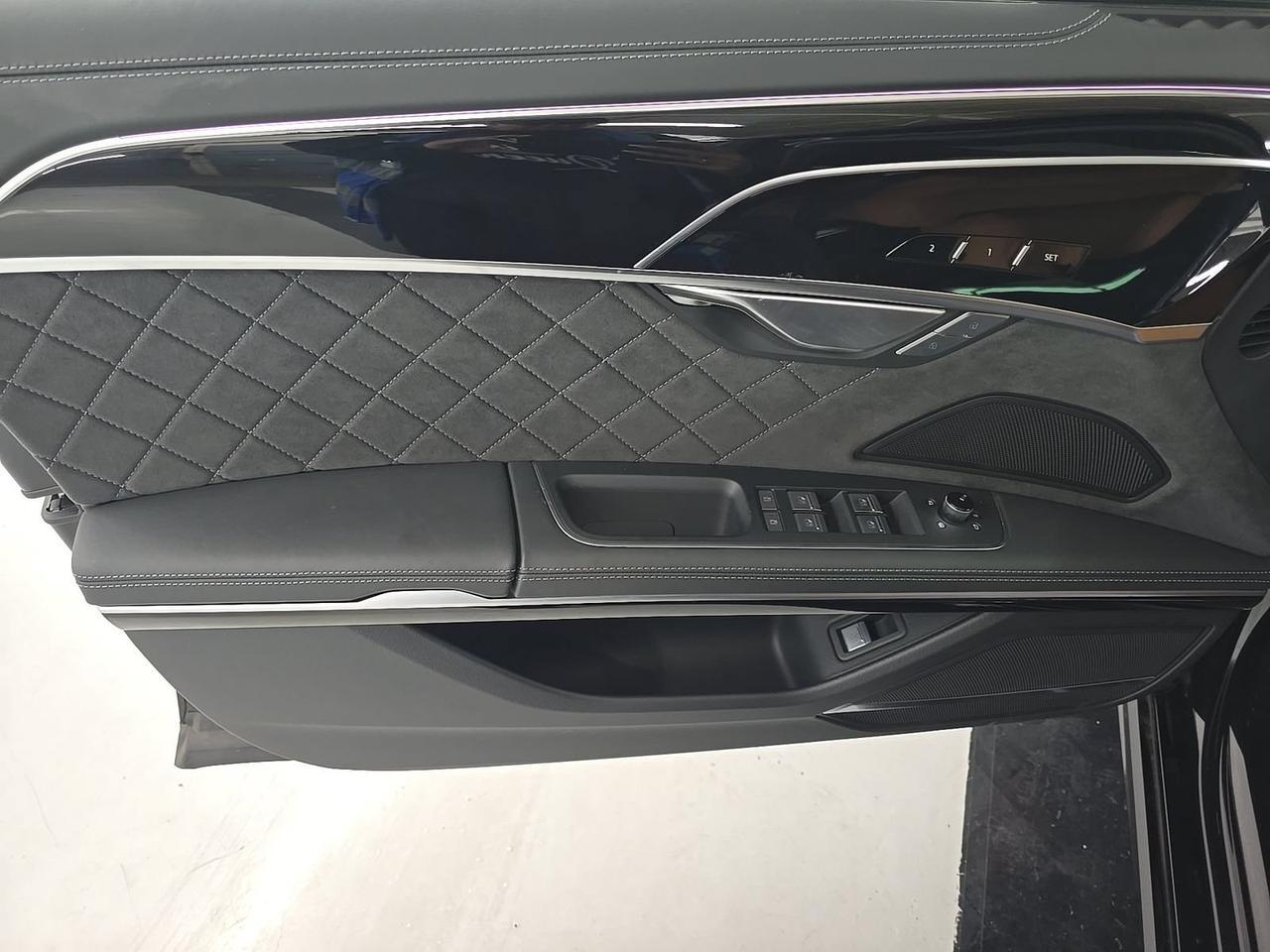 2024 Audi S8 4.0T quattro Massage Seats / Adaptive Cruise Portland OR
