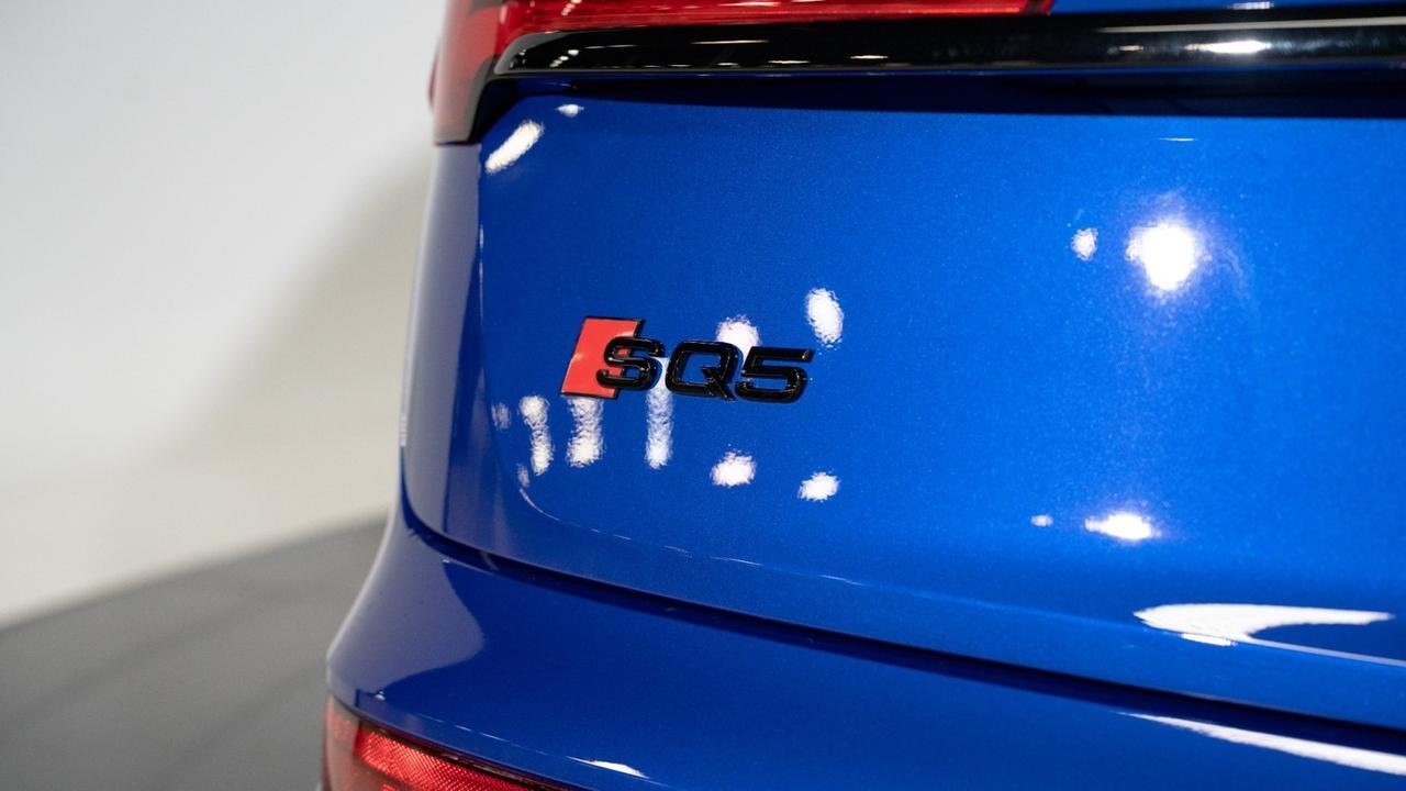 2024 Audi SQ5 Premium Plus / S Sport package/ Black Optic Franklin TN