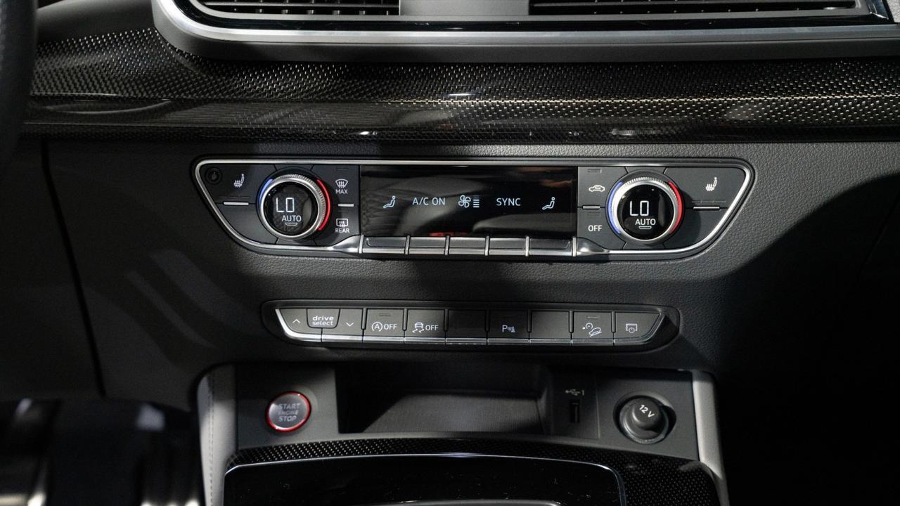 2024 Audi SQ5 Premium Plus / S Sport package/ Black Optic Franklin TN