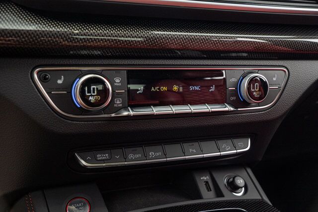2024 Audi SQ5 Premium Plus  Selma TX