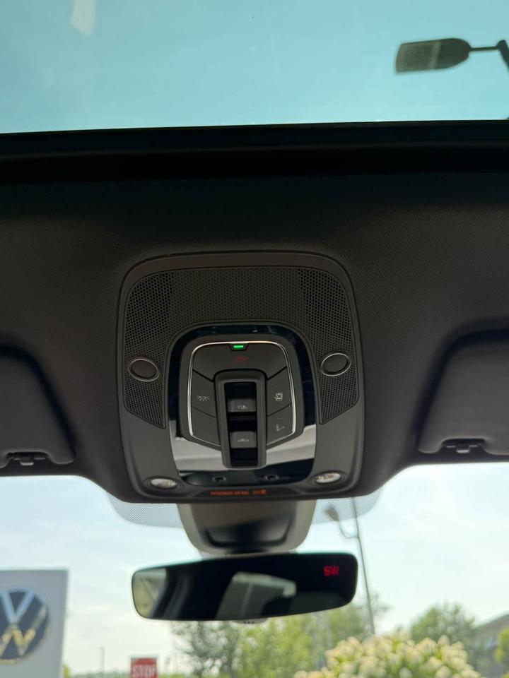 2024 Audi SQ5 Premium Plus Wellesley MA