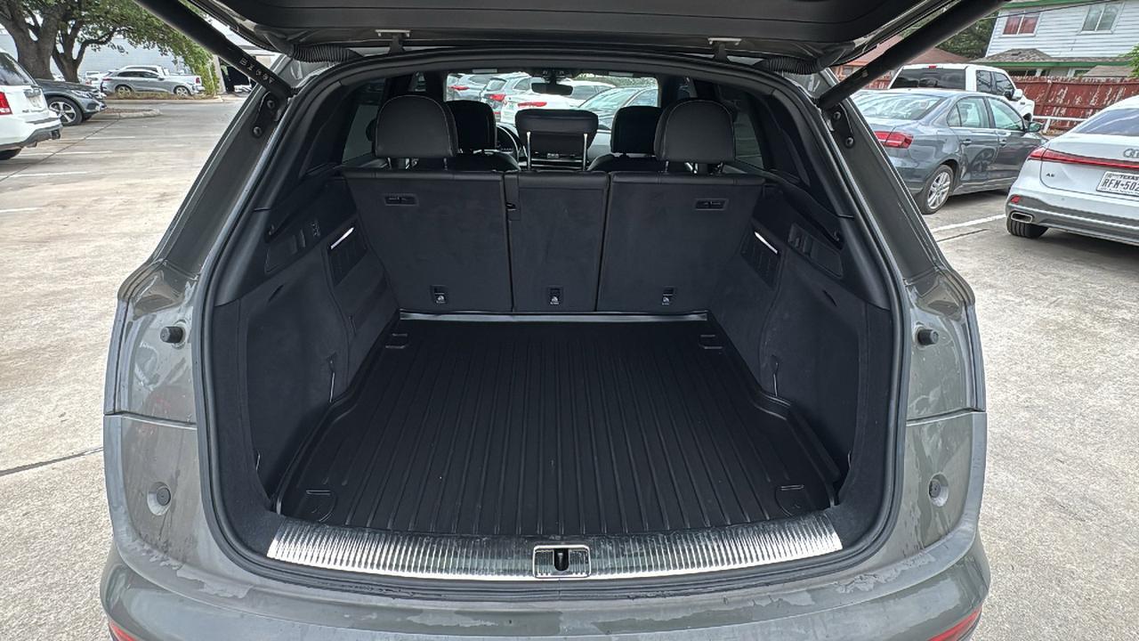 2024 Audi SQ5 Prestige  Selma TX