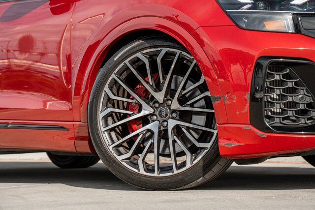 2024 Audi SQ8 Premium Plus S Sport & Black Optic Pkg