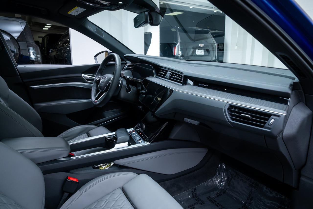 2024 Audi SQ8 Sportback e-tron Prestige Head Up Display / Matrix LED Headlights Portland OR