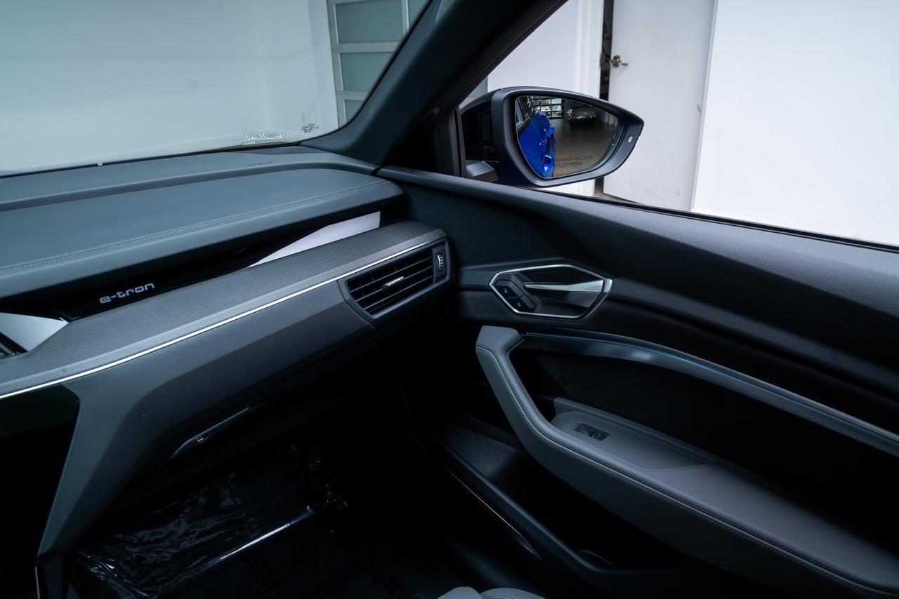 2024 Audi SQ8 Sportback e-tron Prestige Head Up Display / Matrix LED Headlights Portland OR