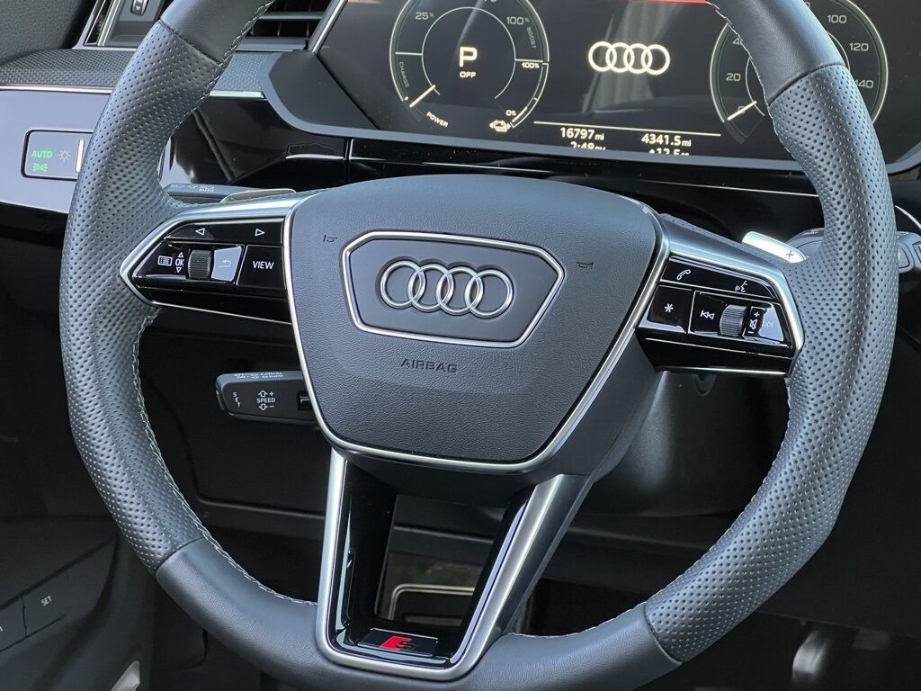 2024 Audi SQ8 e-tron Prestige Indianapolis IN