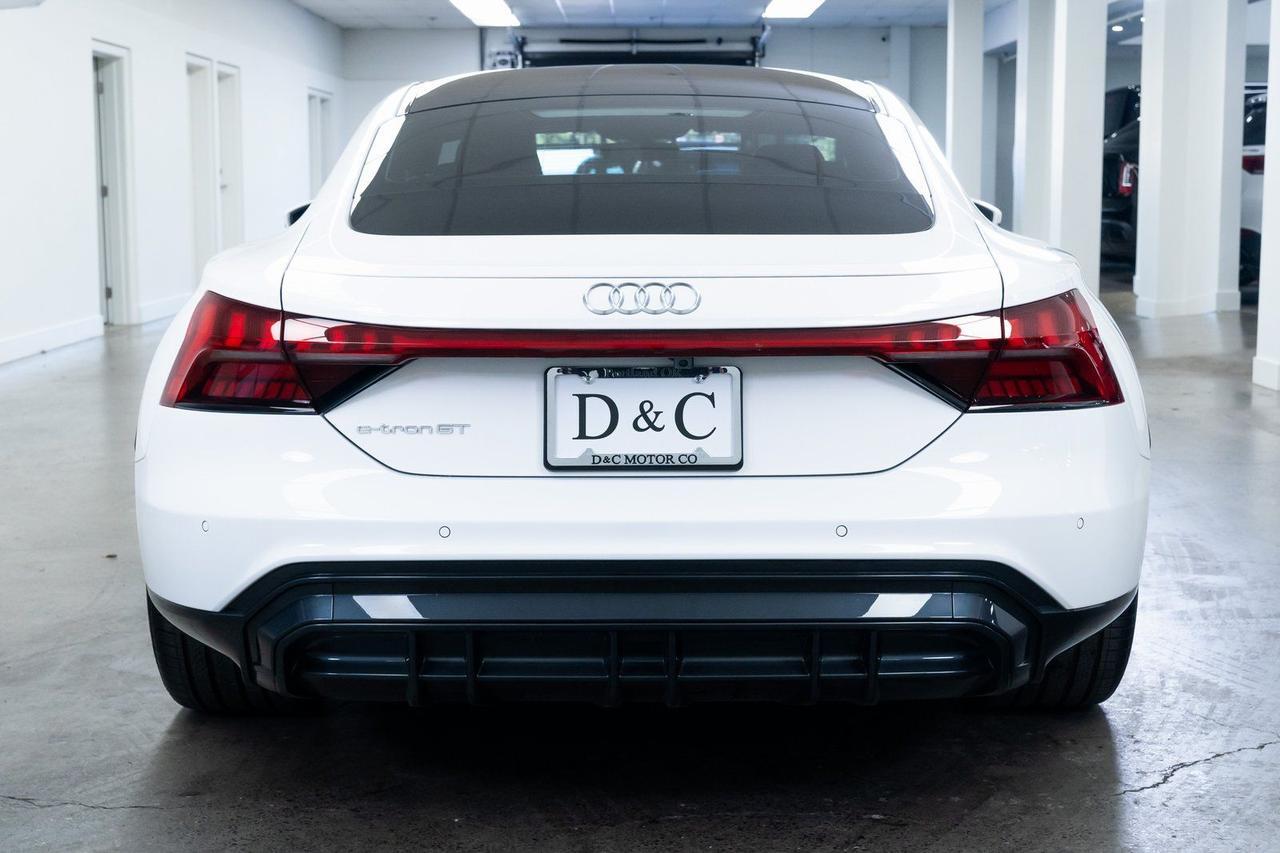 2024 Audi e-tron GT Premium Plus quattro 1 Owner Heated Seats Bang &amp; Olufsen Audio Portland OR