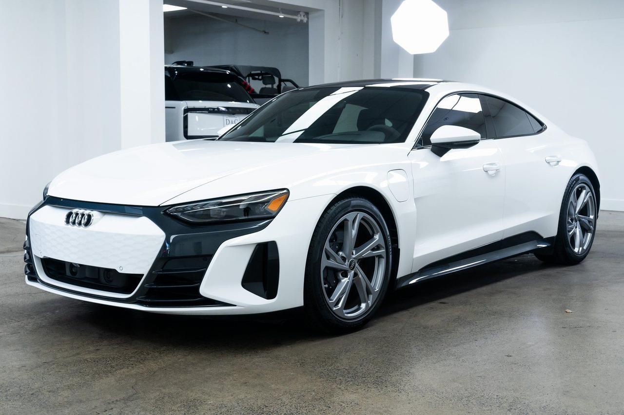 2024 Audi e-tron GT Premium Plus quattro 1 Owner Heated Seats Bang &amp; Olufsen Audio Portland OR