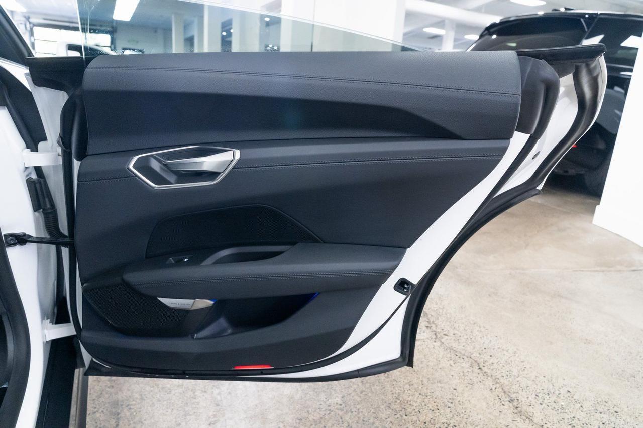 2024 Audi e-tron GT Premium Plus quattro 1 Owner Heated Seats Bang &amp; Olufsen Audio Portland OR