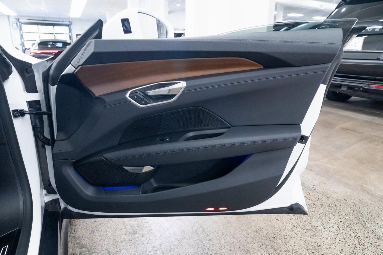 2024 Audi e-tron GT Premium Plus quattro 1 Owner Heated Seats Bang &amp; Olufsen Audio Portland OR
