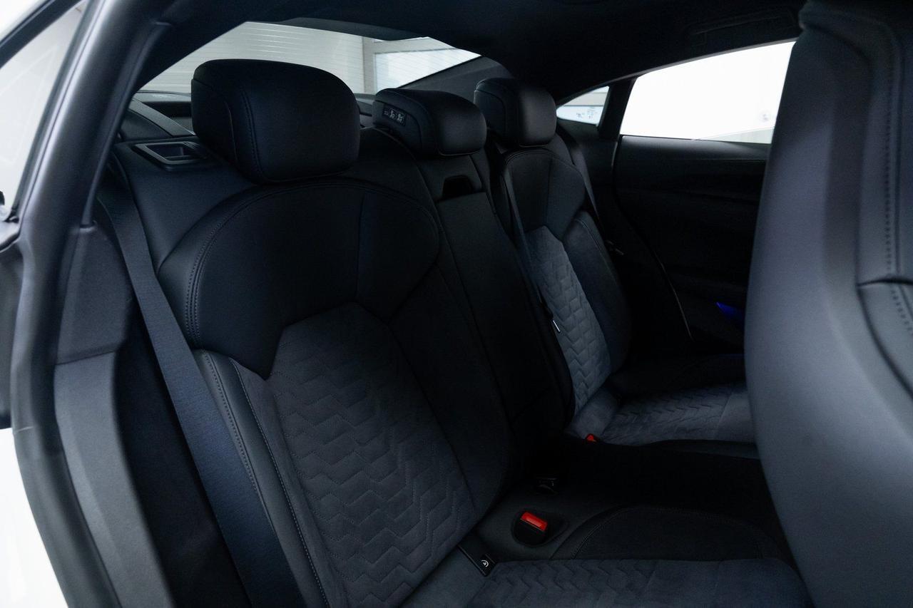 2024 Audi e-tron GT Premium Plus quattro 1 Owner Heated Seats Bang &amp; Olufsen Audio Portland OR