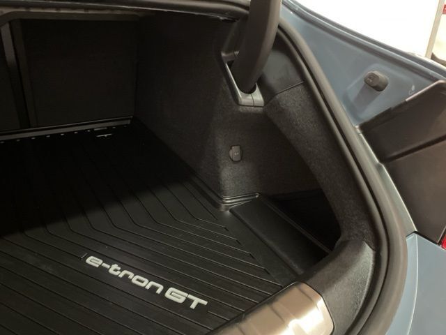 2024 Audi e-tron GT Premium Plus quattro Dallas TX