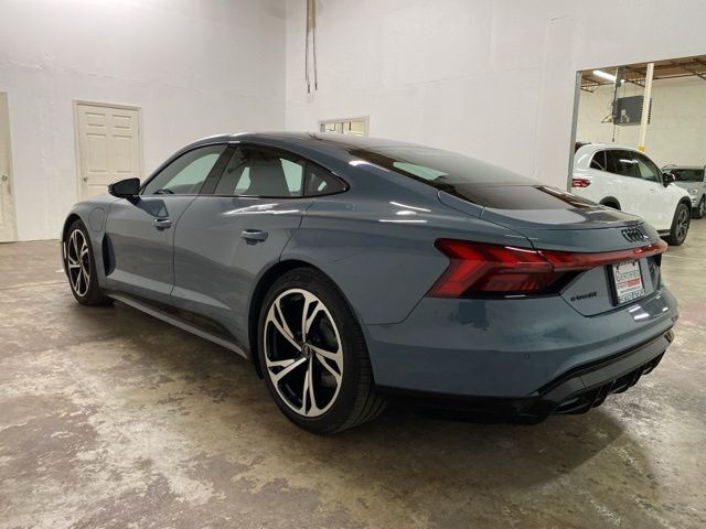 2024 Audi e-tron GT Premium Plus quattro