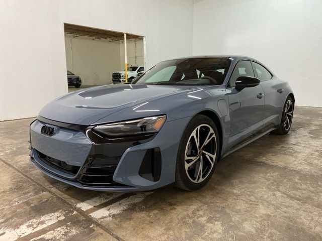 2024 Audi e-tron GT Premium Plus quattro