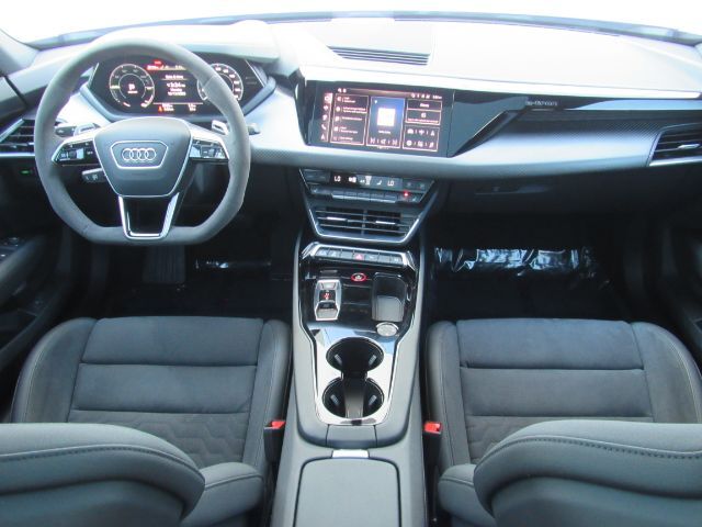 2024 Audi e-tron GT Premium Plus quattro Plano TX