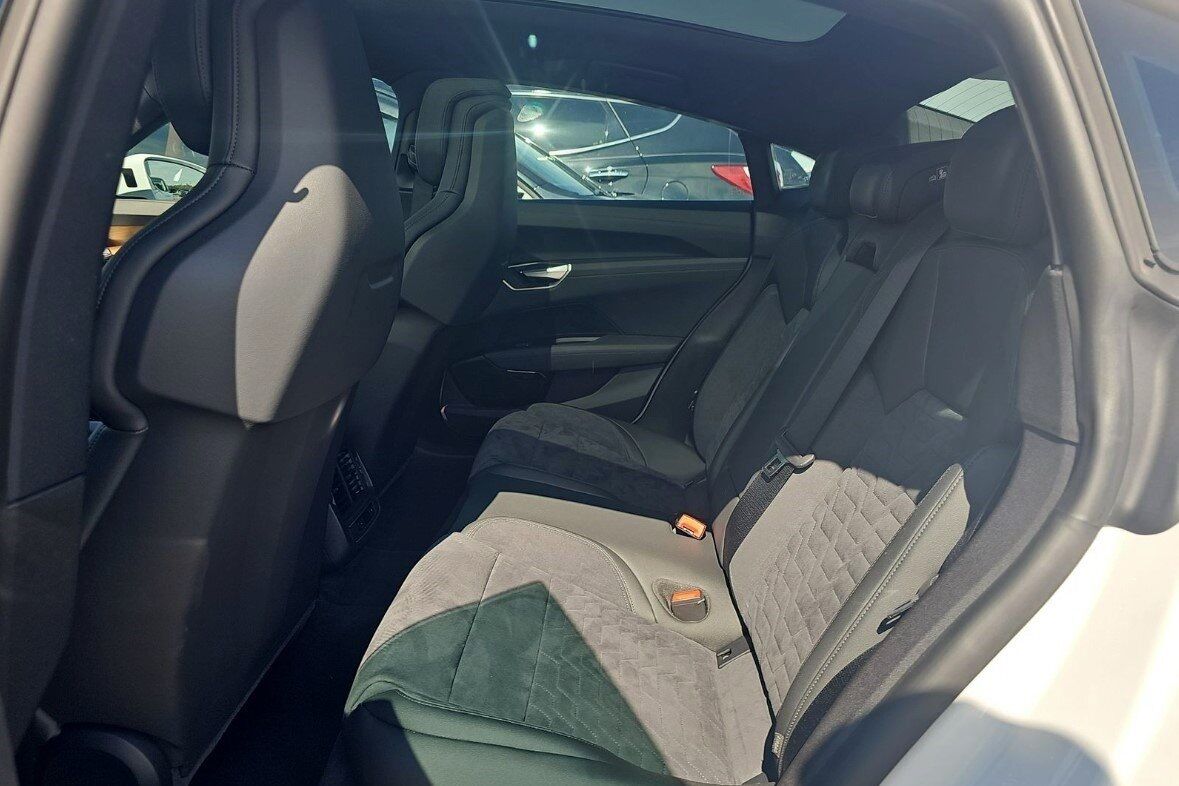 2024 Audi e-tron GT Premium Plus quattro Portland OR