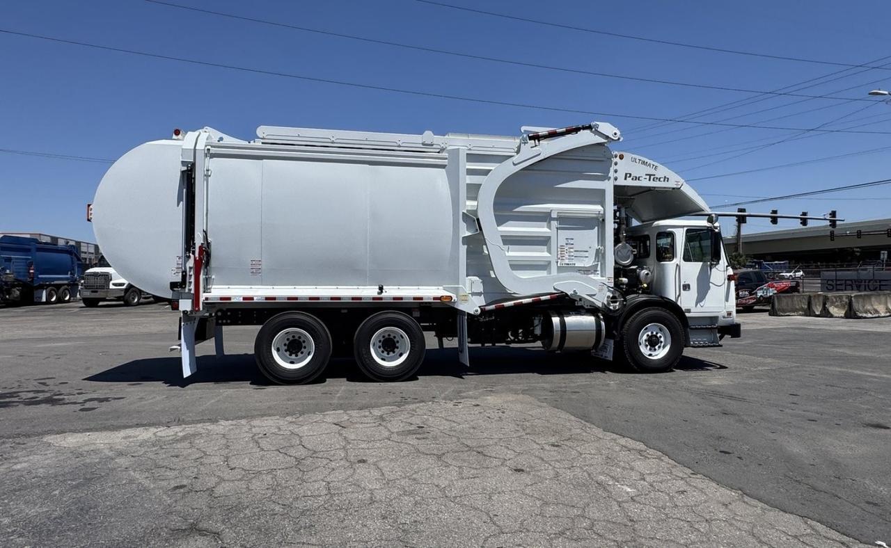 2024 Autocar ACX64 40 Yard Pac Tech Front Loader Garbage Truck