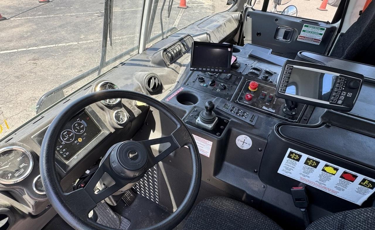 2024 Autocar ACX64 40 Yard Pac Tech Front Loader Garbage Truck Tampa FL