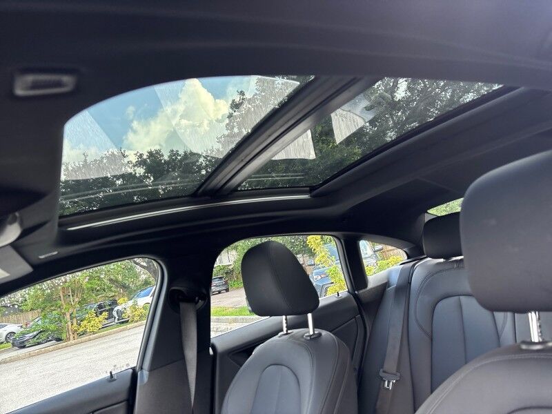 2024 BMW 2 Series 228i xDrive w/CONVENIENCE PKG. Seffner FL