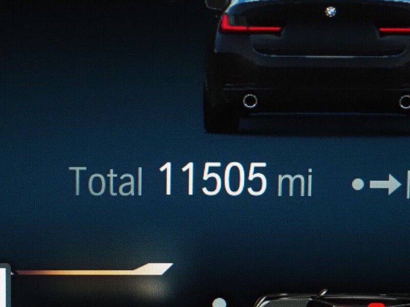 2024 BMW 3 Series 330i Sedan *DRIVING ASSIST PKG, NAVIGATION, SAFETY ALERTS, CURVED DISPLAY, BACKUP-CAMERA, COLOR TOUCHSCREEN, MOONROOF, HEATED SEATS, COMFORT ACCESS, 19 INCH WHEELS, WIRELESS CHARGING, ANDROID & APPLE Round Rock TX