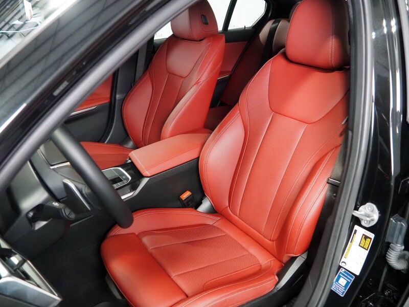 2024 BMW 3 Series 330i Sedan *DRIVING ASSIST PKG, NAVIGATION, SAFETY ALERTS, CURVED DISPLAY, BACKUP-CAMERA, COLOR TOUCHSCREEN, MOONROOF, HEATED SEATS, COMFORT ACCESS, 19 INCH WHEELS, WIRELESS CHARGING, ANDROID & APPLE Round Rock TX