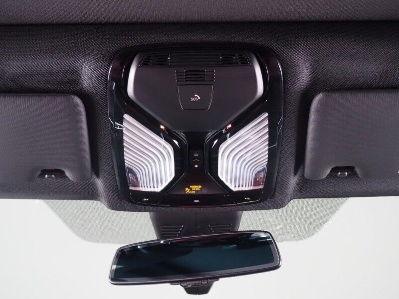 2024 BMW 3 Series 330i Sedan *DRIVING ASSIST PKG, NAVIGATION, SAFETY ALERTS, CURVED DISPLAY, BACKUP-CAMERA, COLOR TOUCHSCREEN, MOONROOF, HEATED SEATS, COMFORT ACCESS, 19 INCH WHEELS, WIRELESS CHARGING, ANDROID & APPLE Round Rock TX