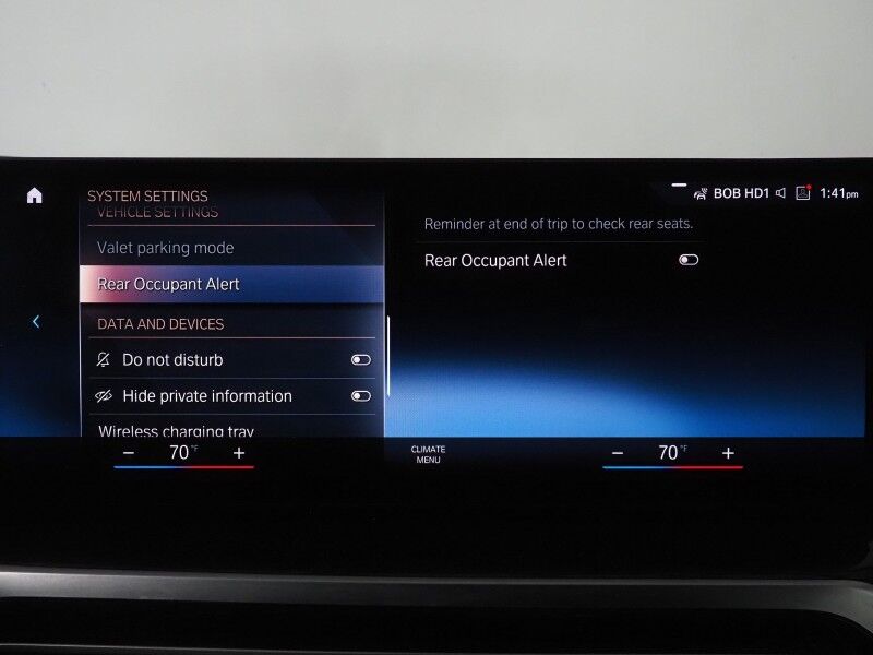 2024 BMW 3 Series 330i Sedan *DRIVING ASSIST PKG, NAVIGATION, SAFETY ALERTS, CURVED DISPLAY, BACKUP-CAMERA, COLOR TOUCHSCREEN, MOONROOF, HEATED SEATS, COMFORT ACCESS, 19 INCH WHEELS, WIRELESS CHARGING, ANDROID & APPLE Round Rock TX