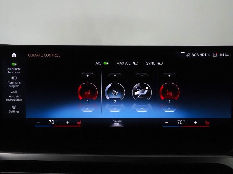 2024 BMW 3 Series 330i Sedan *DRIVING ASSIST PKG, NAVIGATION, SAFETY ALERTS, CURVED DISPLAY, BACKUP-CAMERA, COLOR TOUCHSCREEN, MOONROOF, HEATED SEATS, COMFORT ACCESS, 19 INCH WHEELS, WIRELESS CHARGING, ANDROID & APPLE Round Rock TX