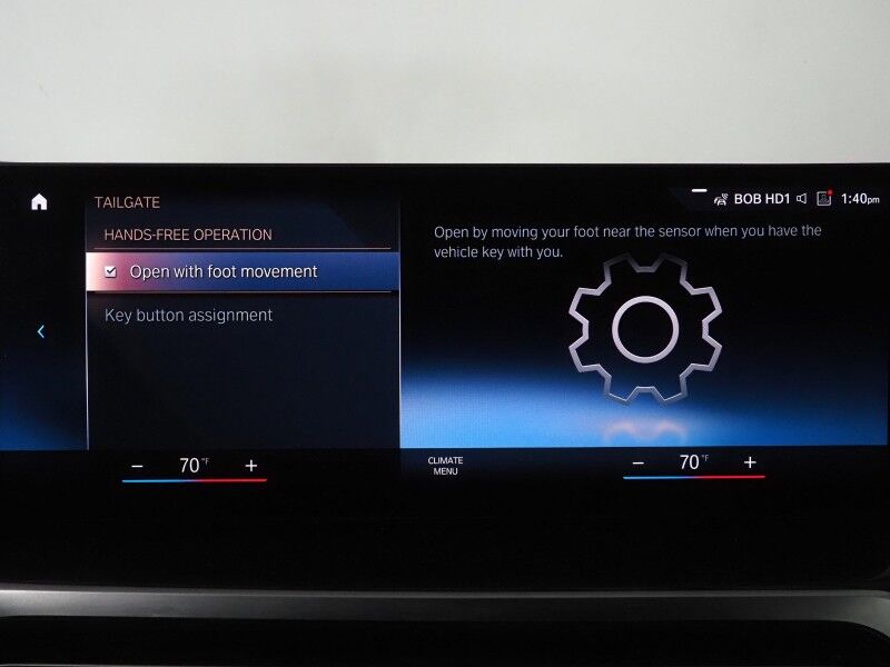 2024 BMW 3 Series 330i Sedan *DRIVING ASSIST PKG, NAVIGATION, SAFETY ALERTS, CURVED DISPLAY, BACKUP-CAMERA, COLOR TOUCHSCREEN, MOONROOF, HEATED SEATS, COMFORT ACCESS, 19 INCH WHEELS, WIRELESS CHARGING, ANDROID & APPLE Round Rock TX