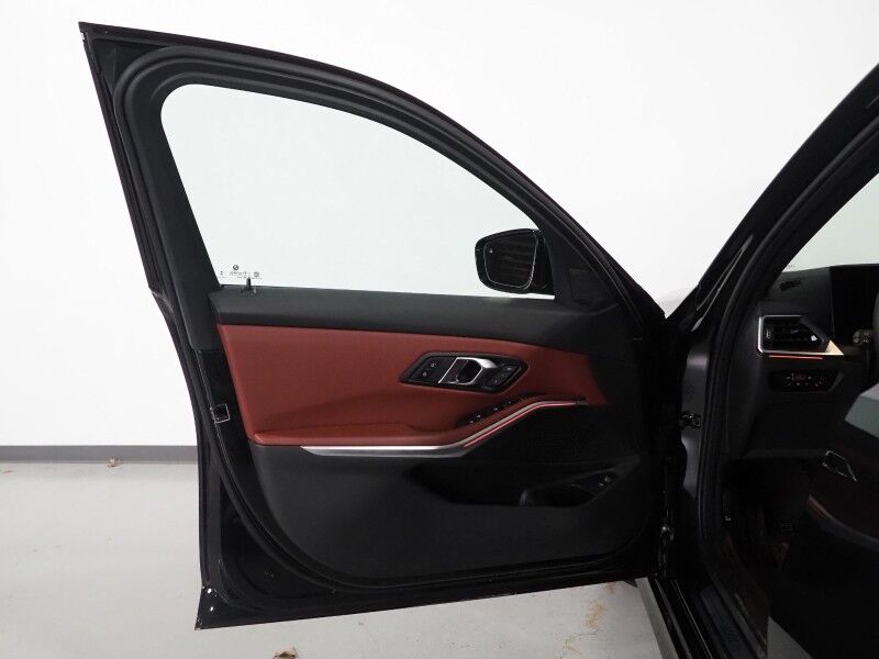 2024 BMW 3 Series 330i Sedan *DRIVING ASSIST PKG, NAVIGATION, SAFETY ALERTS, CURVED DISPLAY, BACKUP-CAMERA, COLOR TOUCHSCREEN, MOONROOF, HEATED SEATS, COMFORT ACCESS, 19 INCH WHEELS, WIRELESS CHARGING, ANDROID & APPLE Round Rock TX