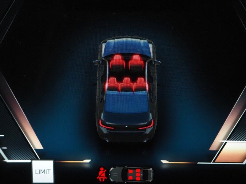 2024 BMW 3 Series 330i Sedan *DRIVING ASSIST PKG, NAVIGATION, SAFETY ALERTS, CURVED DISPLAY, BACKUP-CAMERA, COLOR TOUCHSCREEN, MOONROOF, HEATED SEATS, COMFORT ACCESS, 19 INCH WHEELS, WIRELESS CHARGING, ANDROID & APPLE Round Rock TX