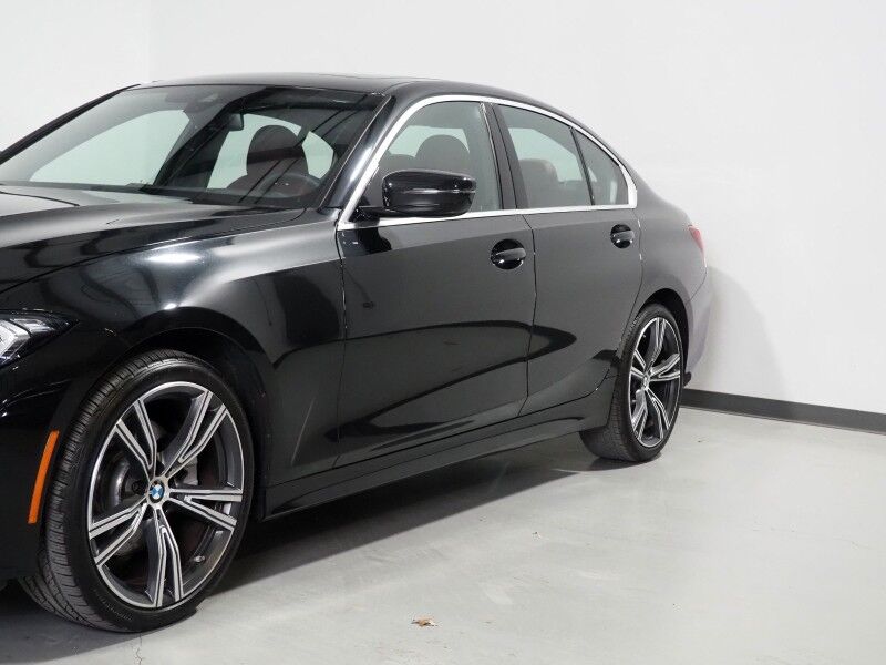 2024 BMW 3 Series 330i Sedan *DRIVING ASSIST PKG, NAVIGATION, SAFETY ALERTS, CURVED DISPLAY, BACKUP-CAMERA, COLOR TOUCHSCREEN, MOONROOF, HEATED SEATS, COMFORT ACCESS, 19 INCH WHEELS, WIRELESS CHARGING, ANDROID & APPLE Round Rock TX